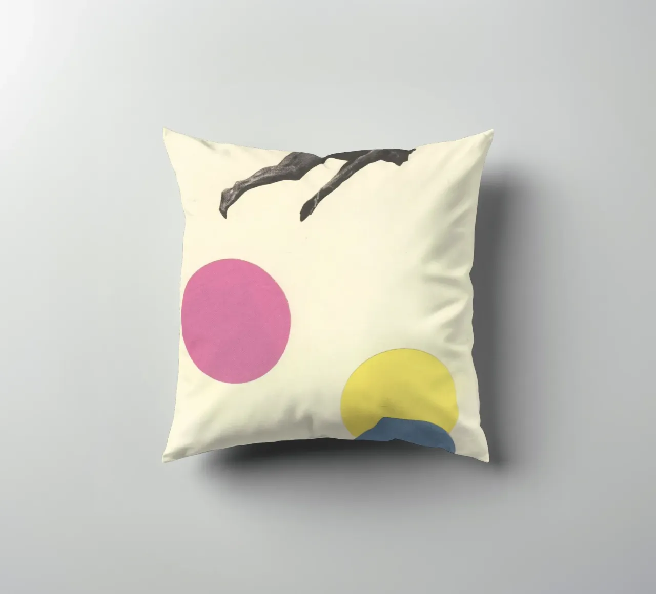 Immersione in alto cuscino da Cassia Beck Collage