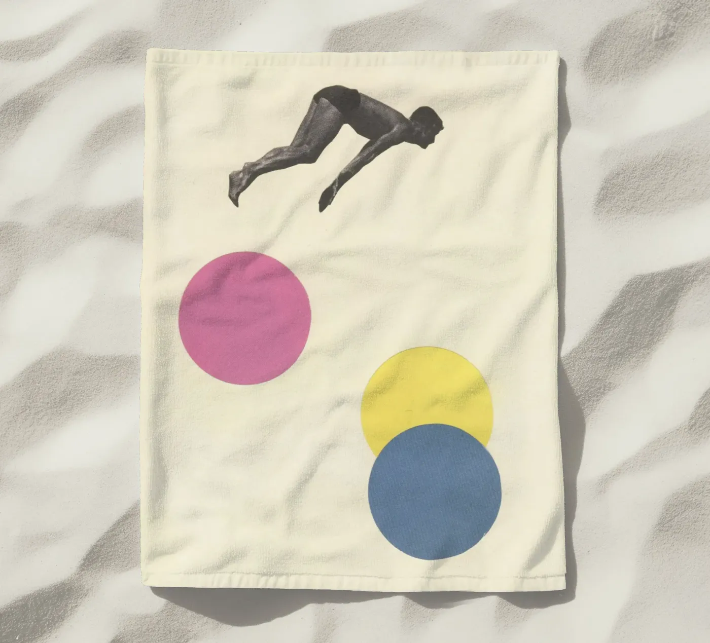 Plongée en hauteur serviette de plage de Cassia Beck Collage