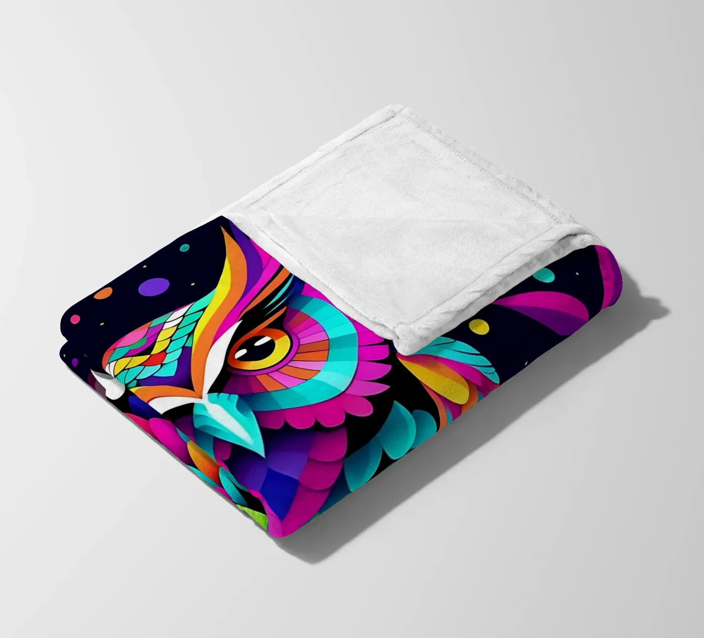 Owl_style_E_1 Fleecedecke von Tierisch bunt by LK