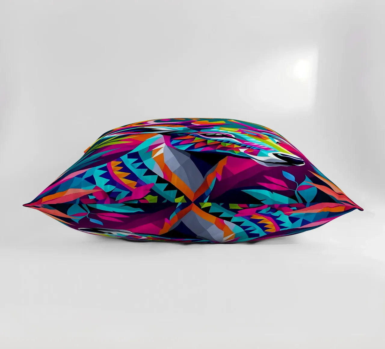 Cervo_stile_E_1 cuscino da Tierisch bunt by LK