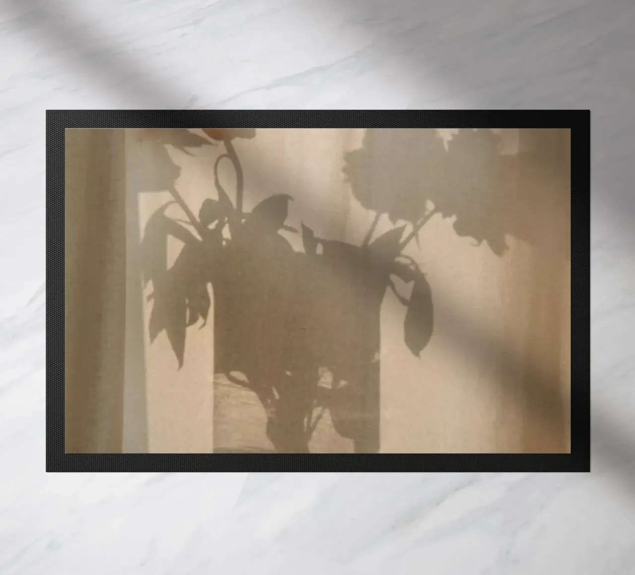 Abstract — Flower Shadow I felpudo de Sebastian Hilgetag