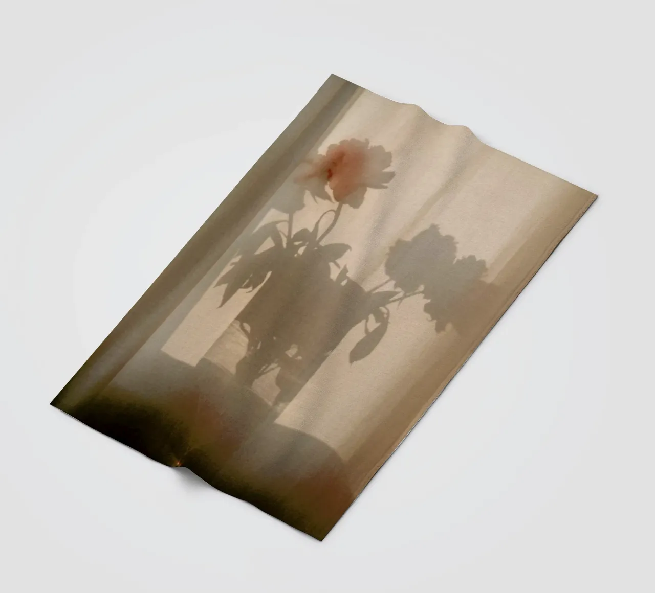 Abstract — Flower Shadow I coperta in pile da Sebastian Hilgetag