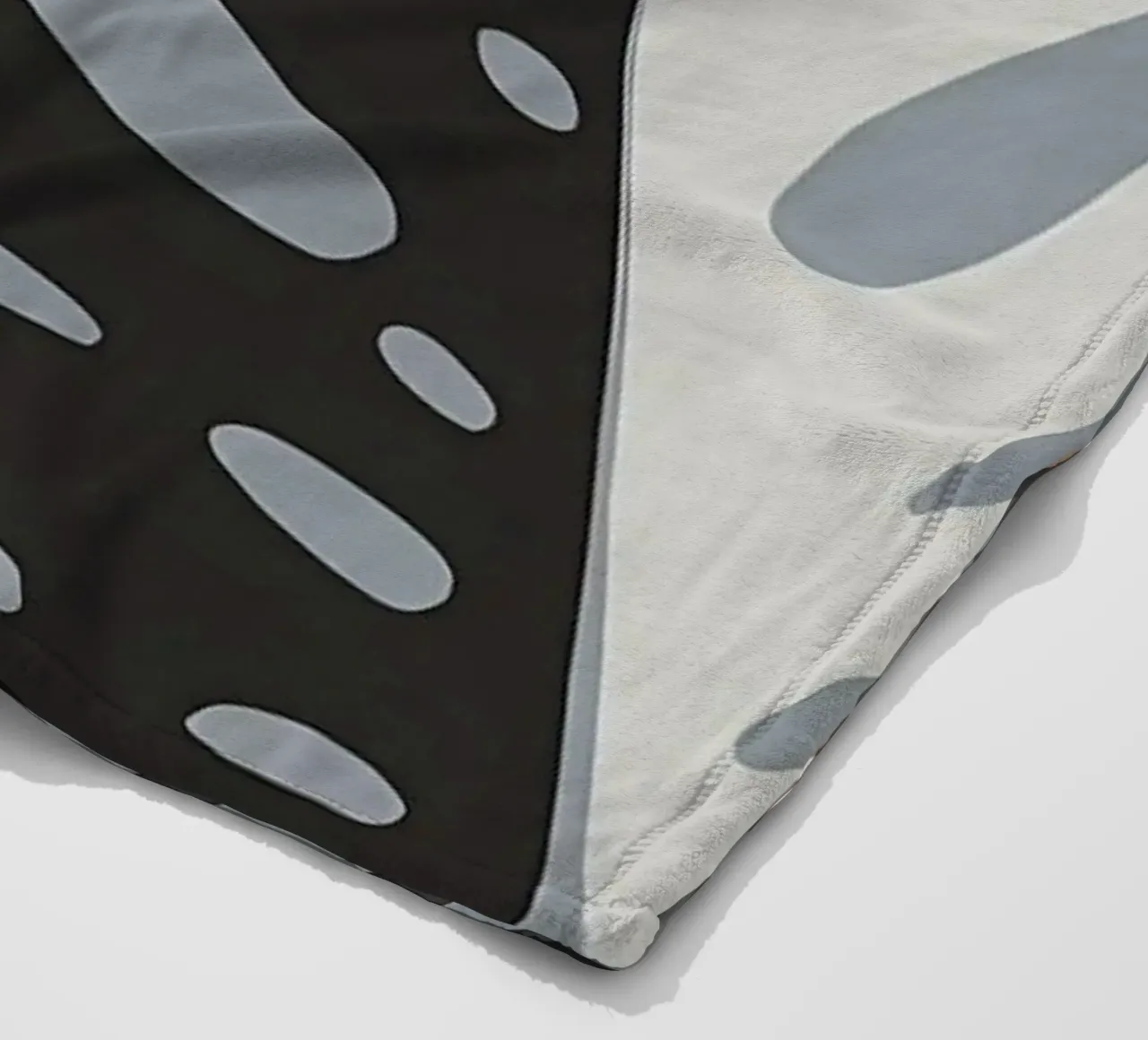 Finezza minima Yin Yang 2 coperta in pile da Rebecca Clark Wyrick