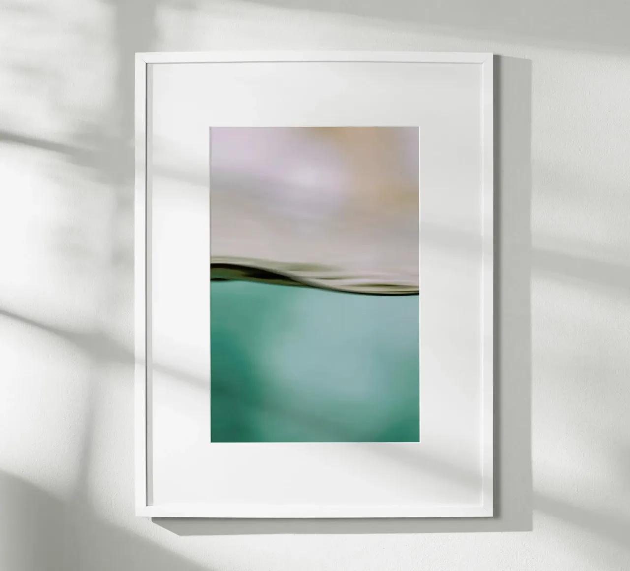Water Motion poster con telaio in legno da Monika Strigel