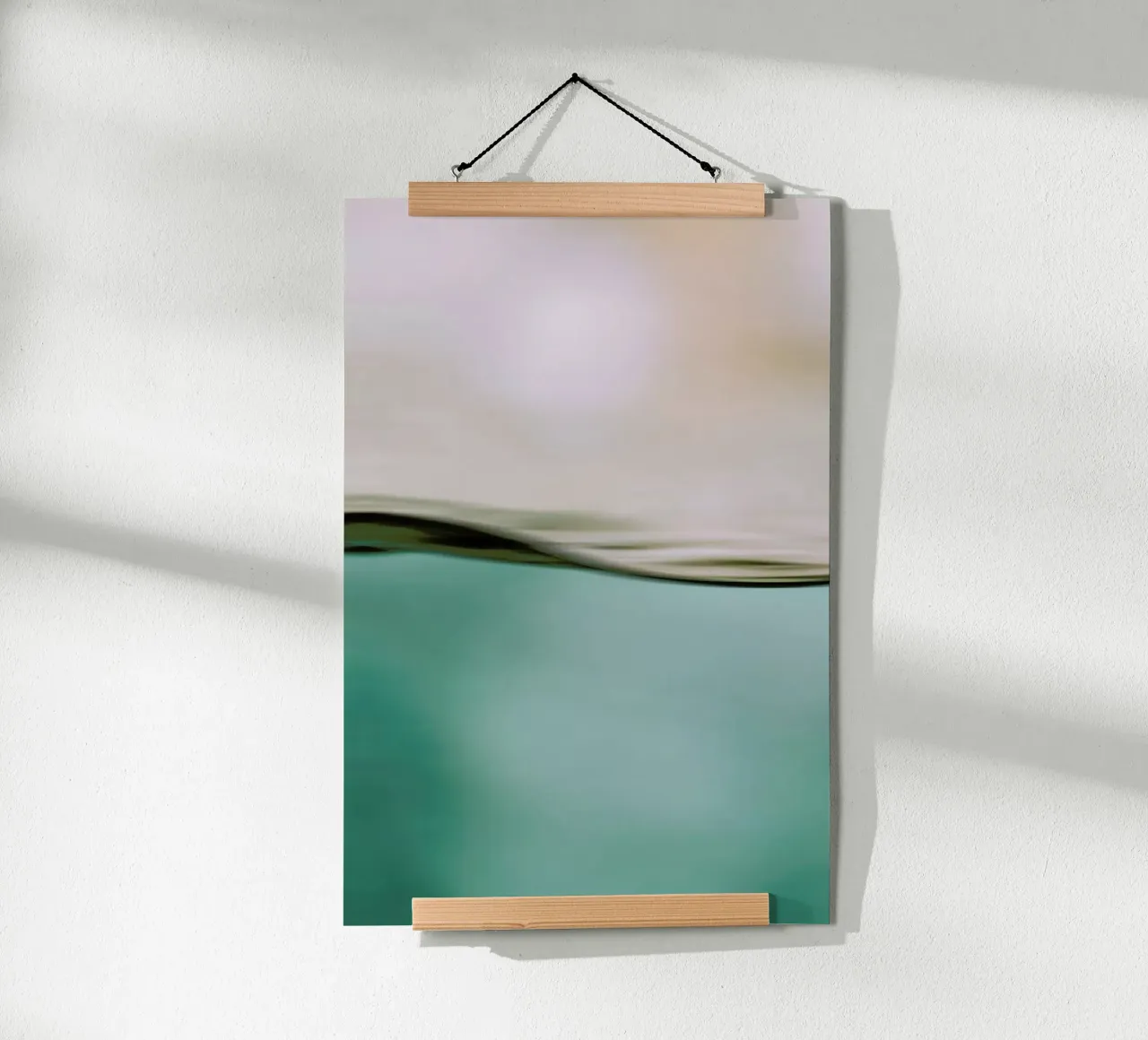 Water Motion poster con telaio in legno da Monika Strigel