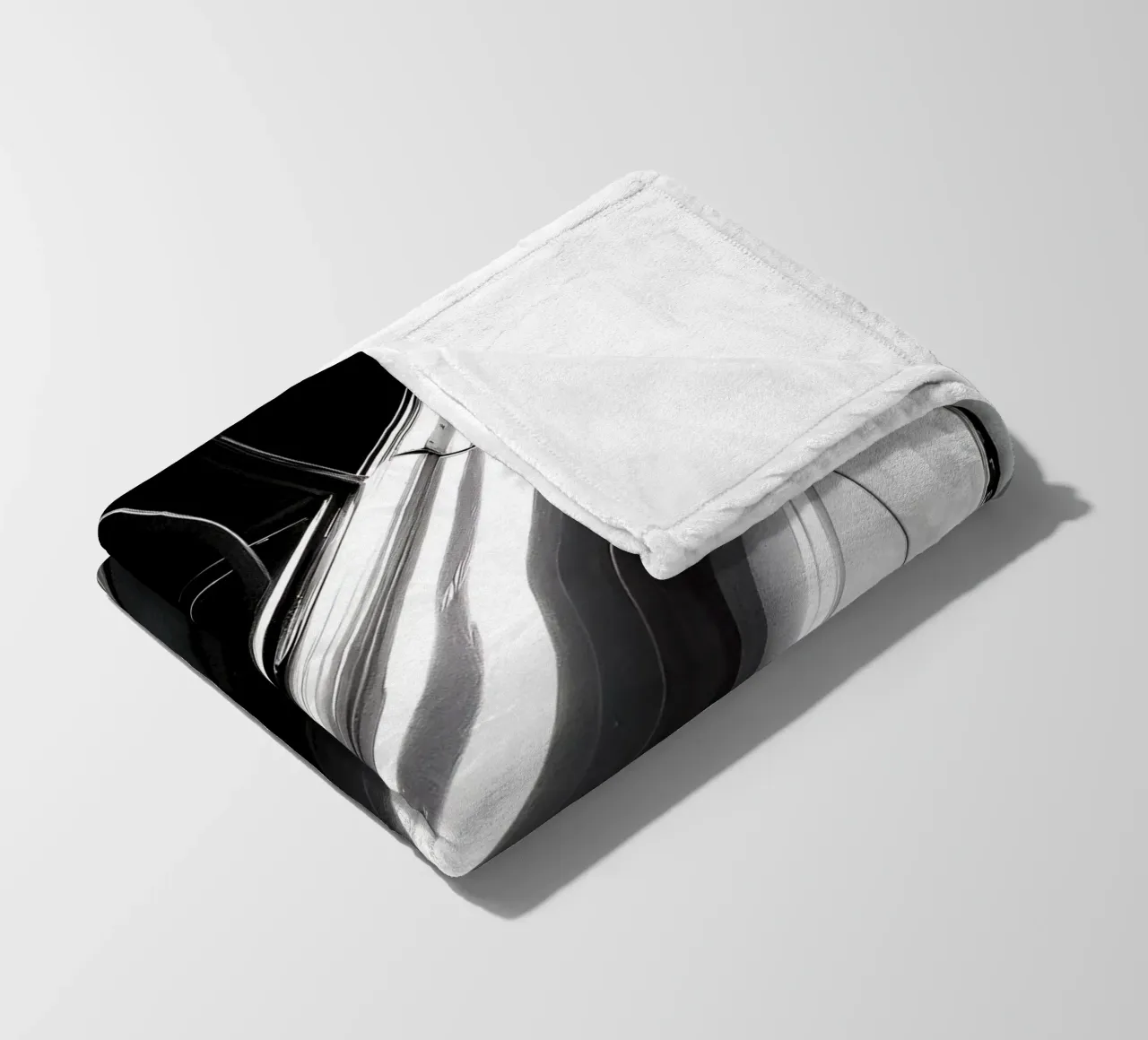 Monochrome Oldtimer Fleecedecke von CAR EDITION