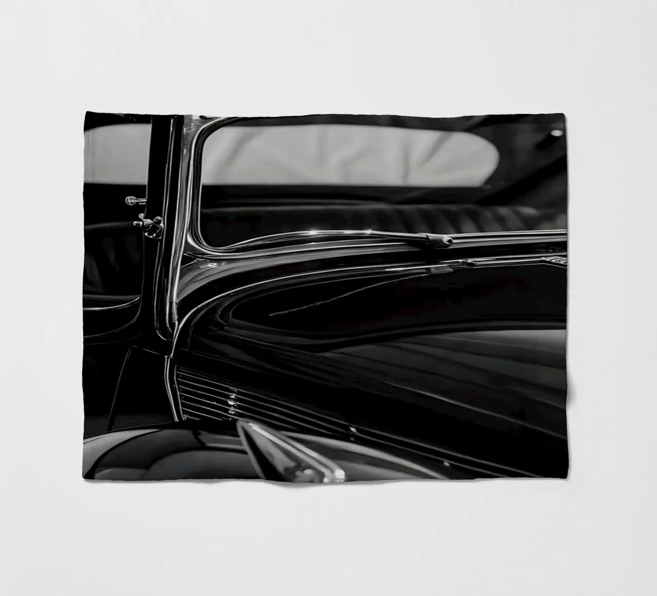 Monochromer Oldtimer Fleecedecke von CAR EDITION