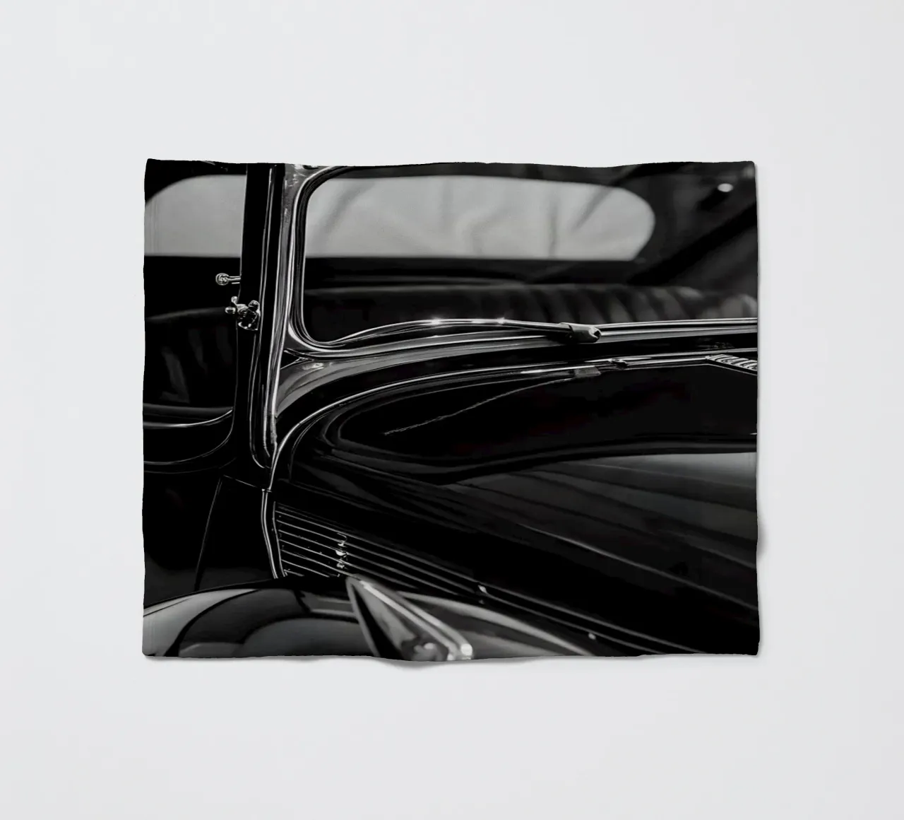 Monochromer Oldtimer Fleecedecke von CAR EDITION