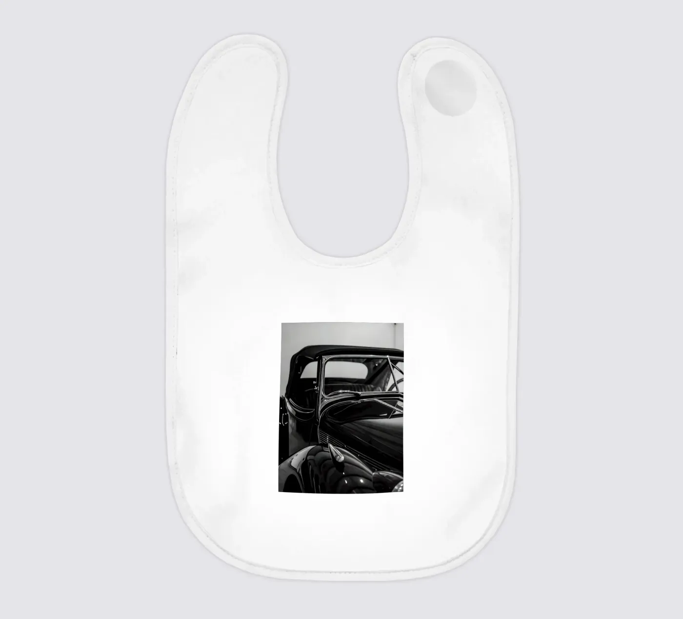 Auto d'epoca monocromatica bavaglino da CAR EDITION