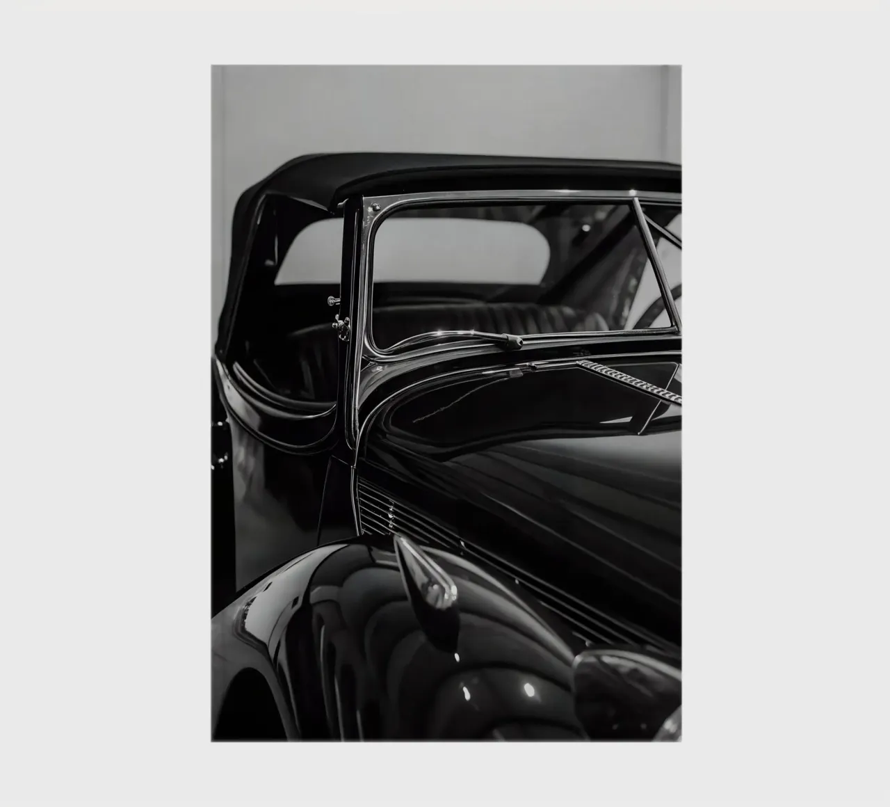 Auto d'epoca monocromatica diario da CAR EDITION