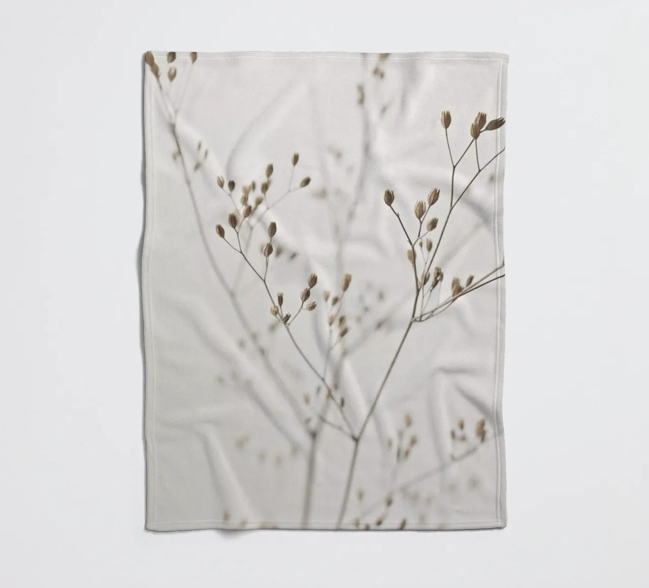 Wild Flower Natural Beige 1 plaid polaire de Monika Strigel