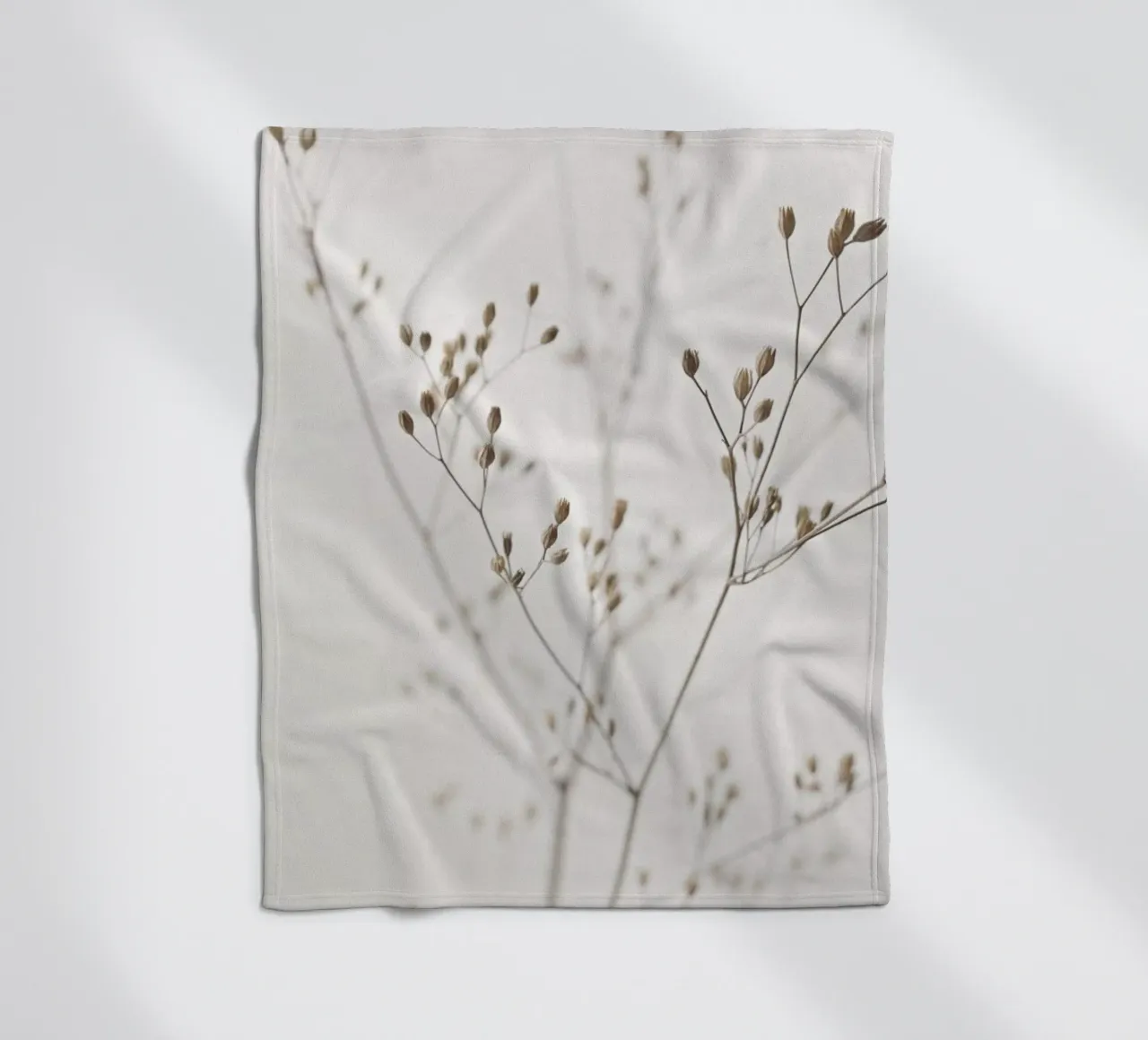 Wild Flower Natural Beige 1 plaid polaire de Monika Strigel