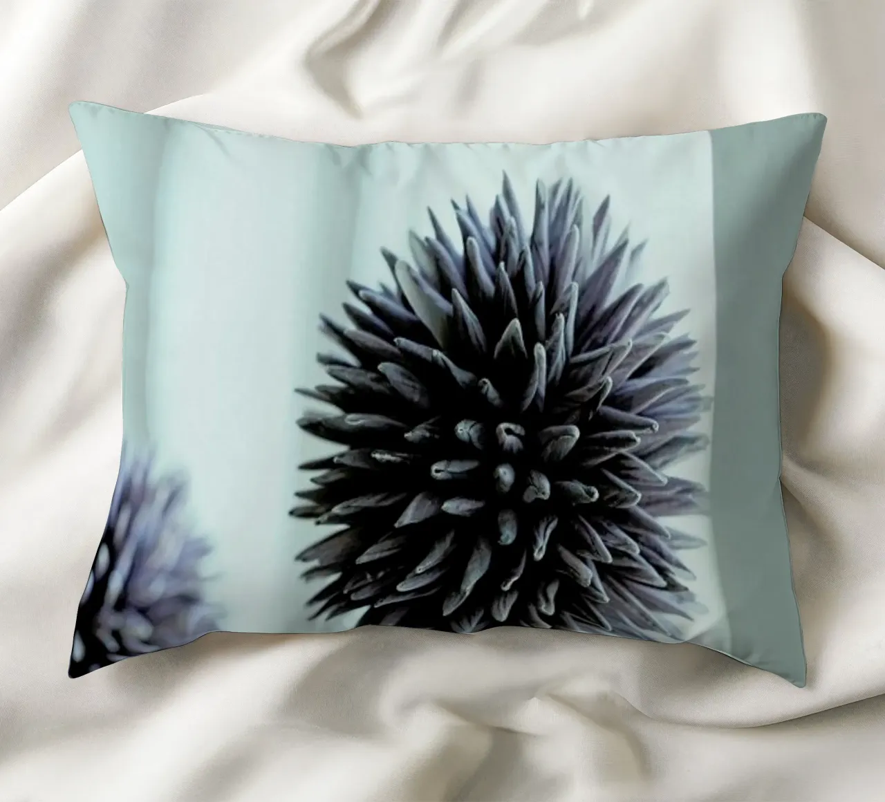 Abstract Flower Shape cuscino da Sebastian Hilgetag