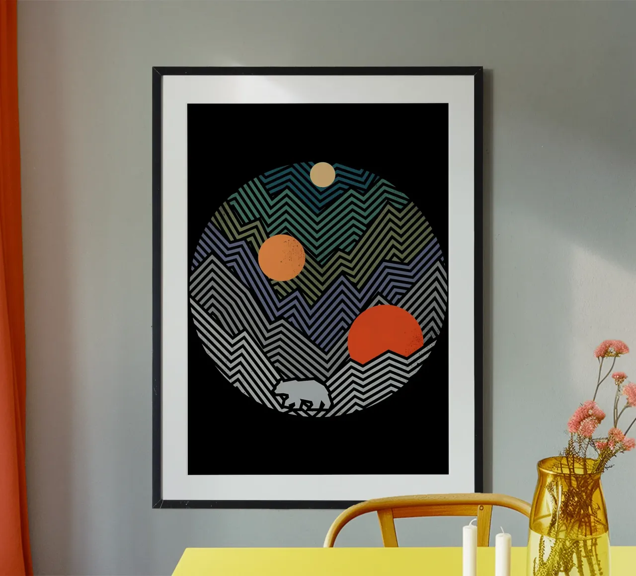 Una geometria dell'orso poster con telaio in legno da James M Coyle