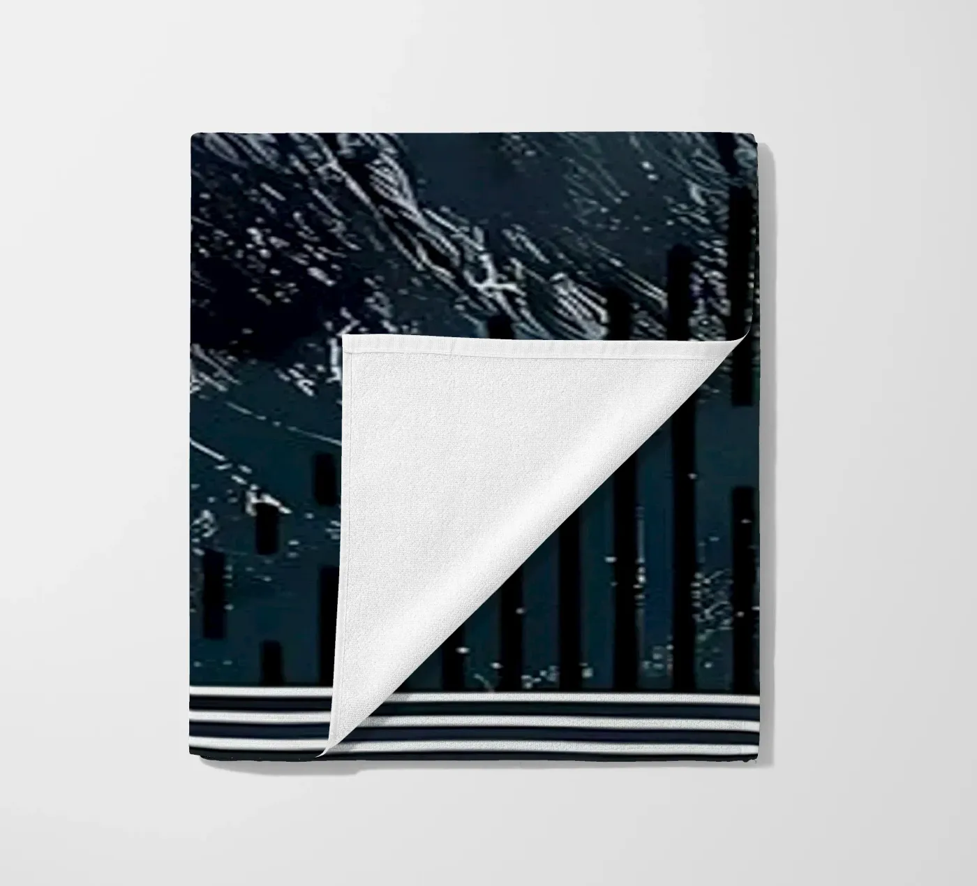 Lava Sunscape telo mare da James M Coyle