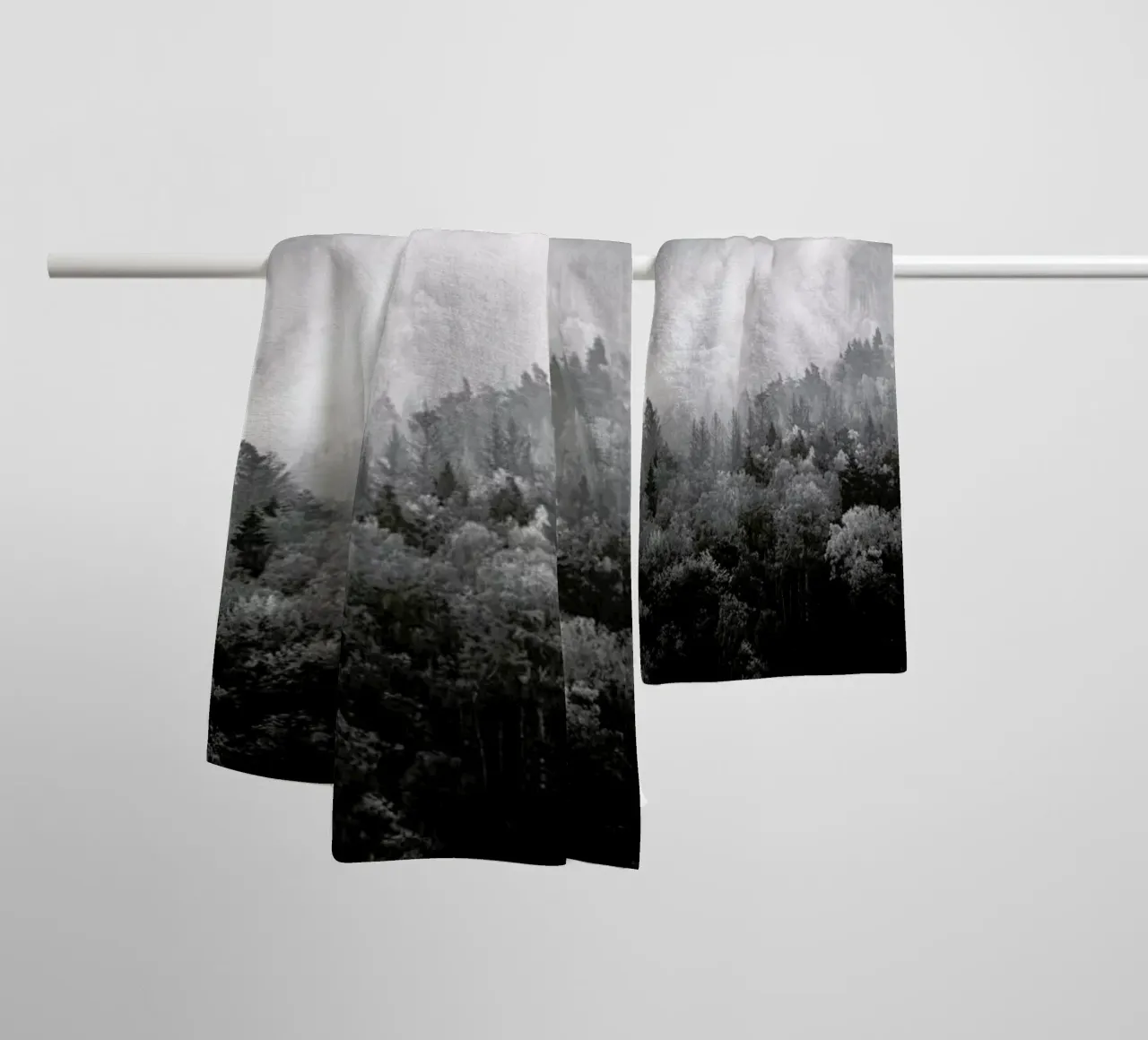 Lorenzsteine - Elbsandsteingebirge asciugamano da bagno da Håggard Photography | Ronny Behnert