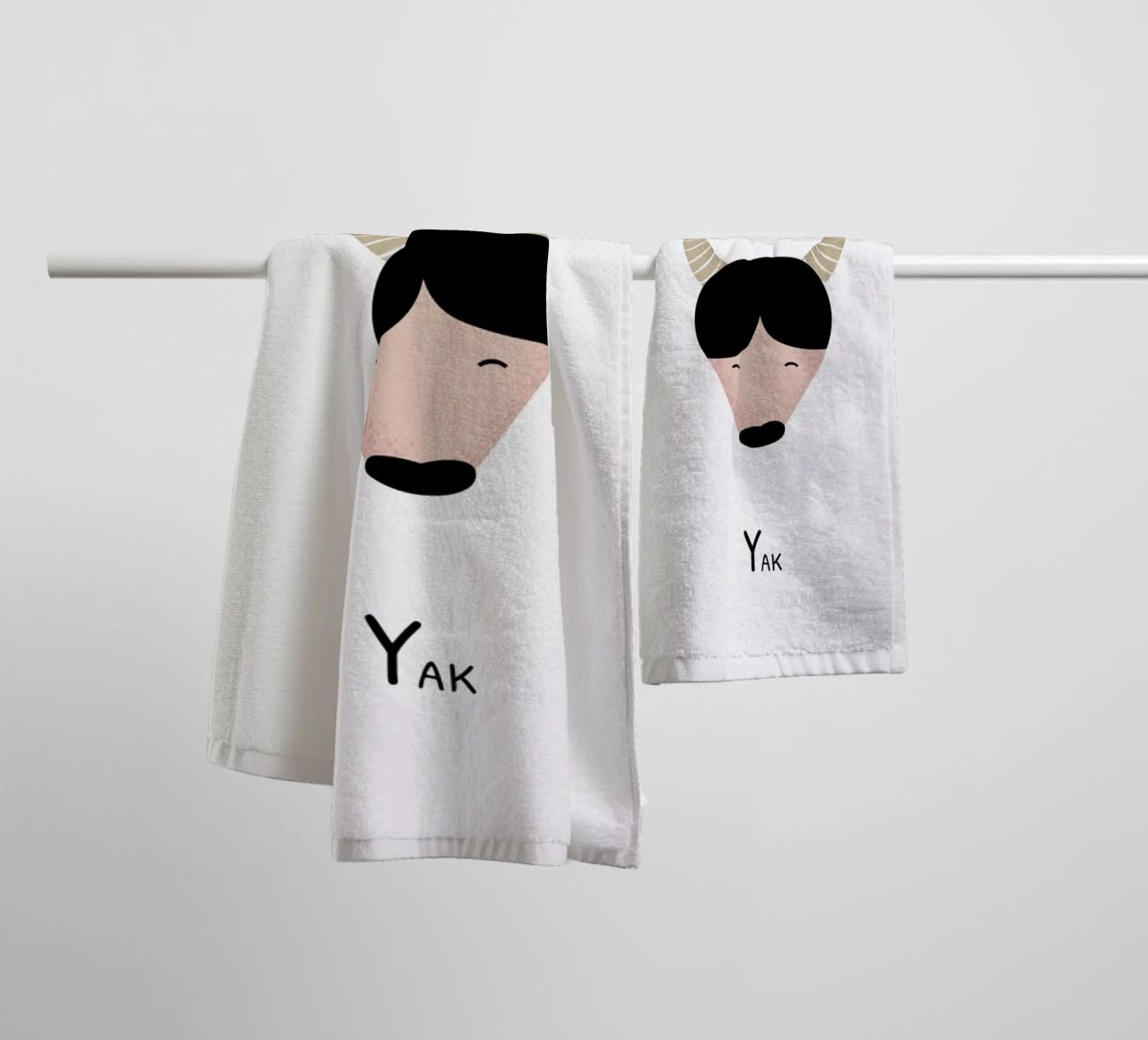 Y for Yak serviette de bain de Little Flourishes