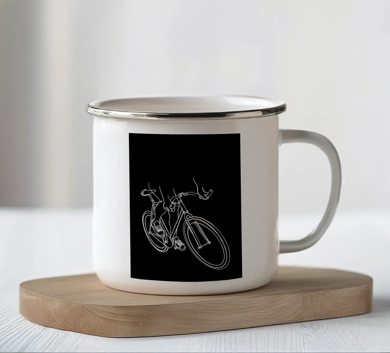 Bicicletta tazza in smalto da Albert S Jacob
