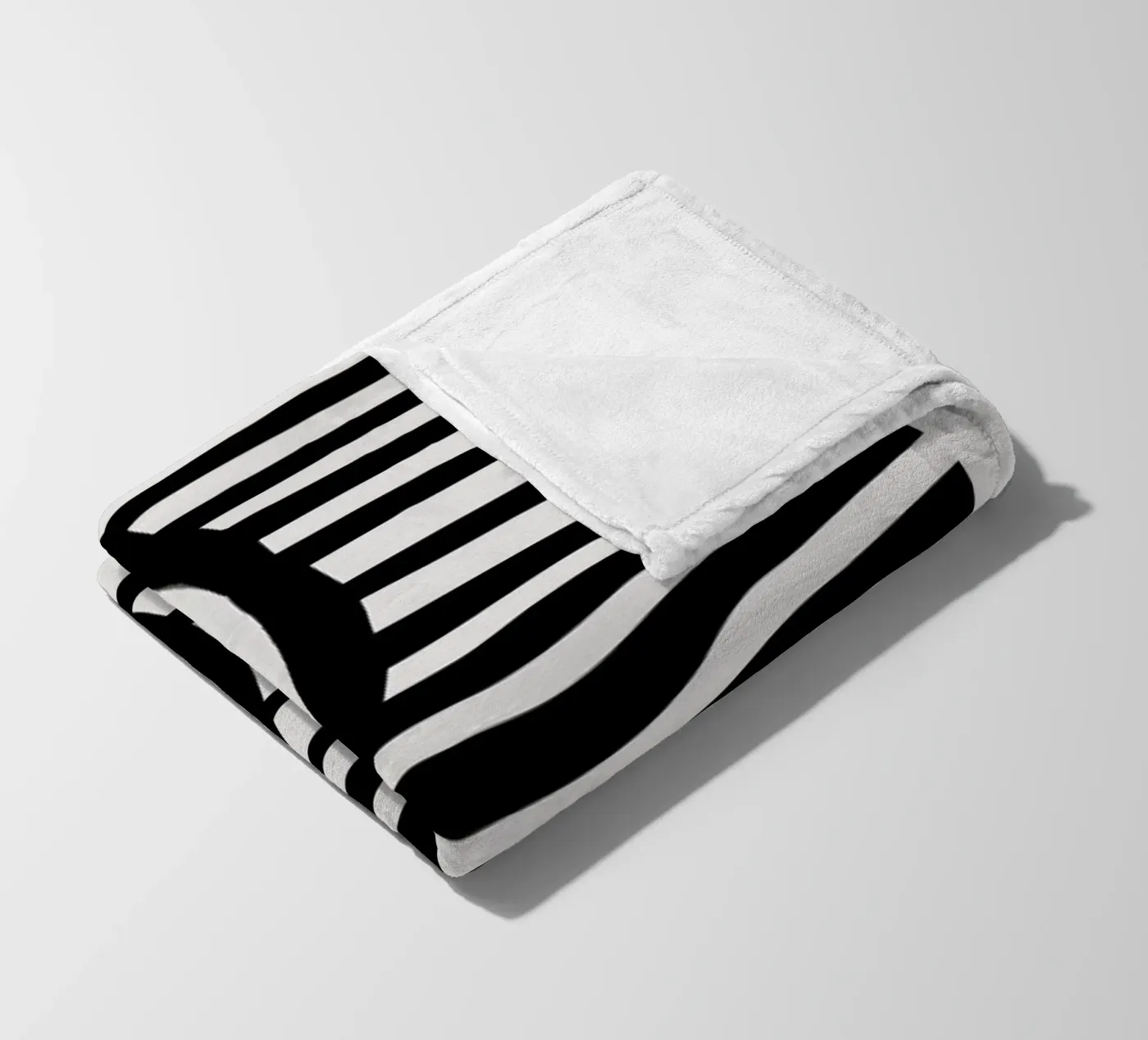 Ombre del tramonto coperta in pile da Fox & Velvet