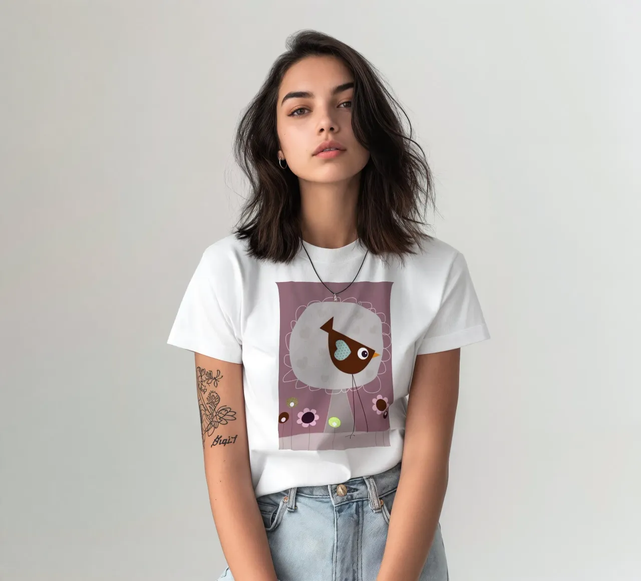 Lovely Bird Front of a House t-shirt da JaySan Studio