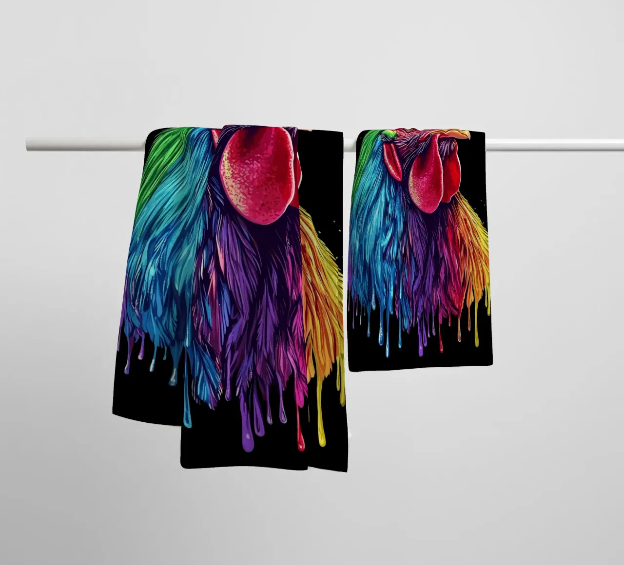 Rodilandro rosso con piume arcobaleno asciugamano da bagno da pixelbull - medieval art and more