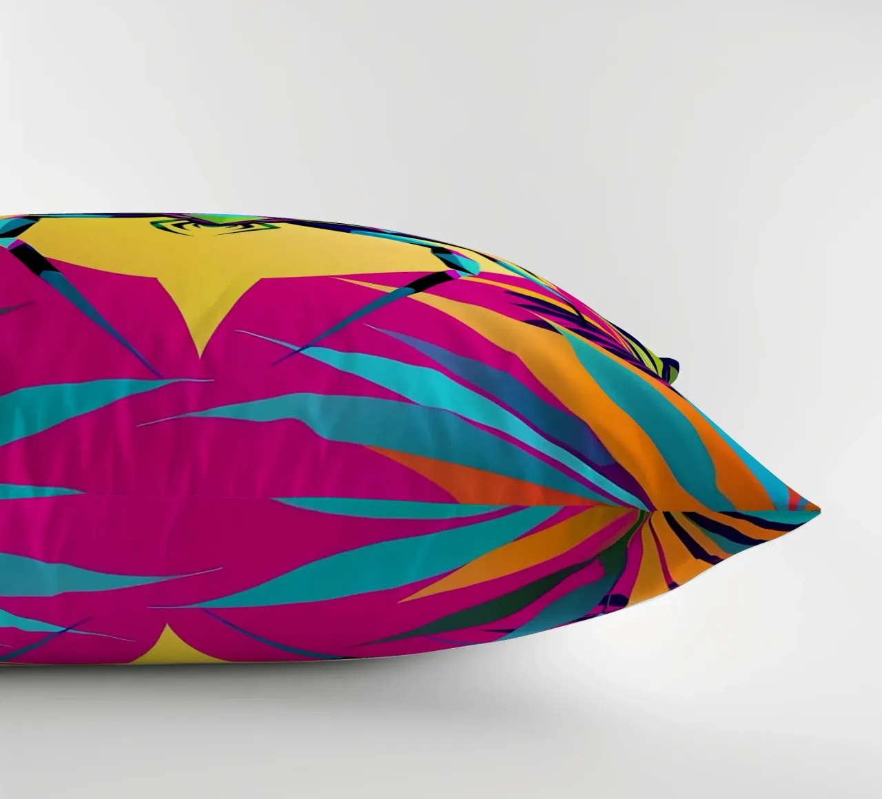 Stile_ragno_E_1 cuscino da Tierisch bunt by LK