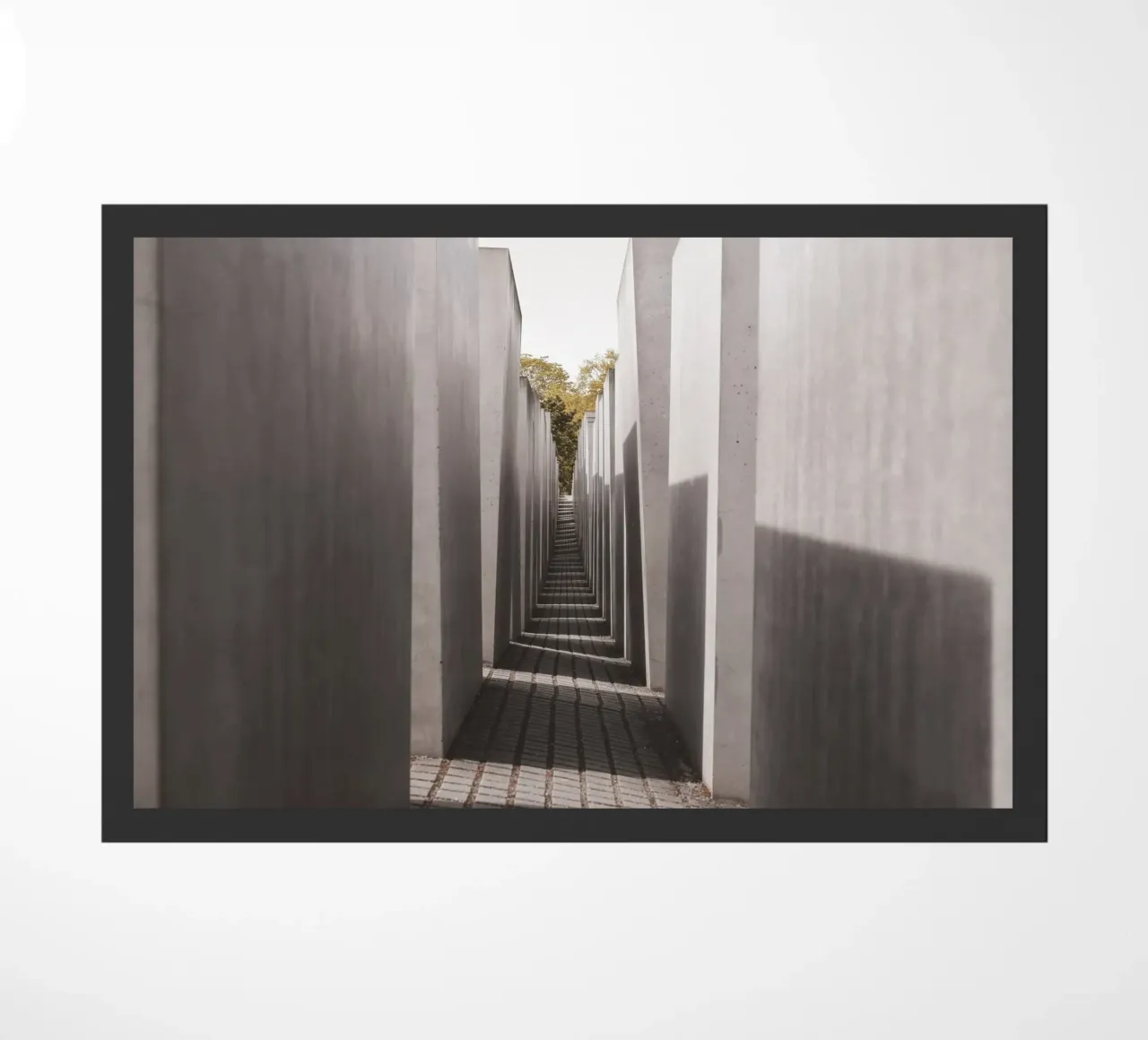 Berlino, Germania I Prospettiva minimalista del Memoriale ebraico zerbino da Julie Travel Photography