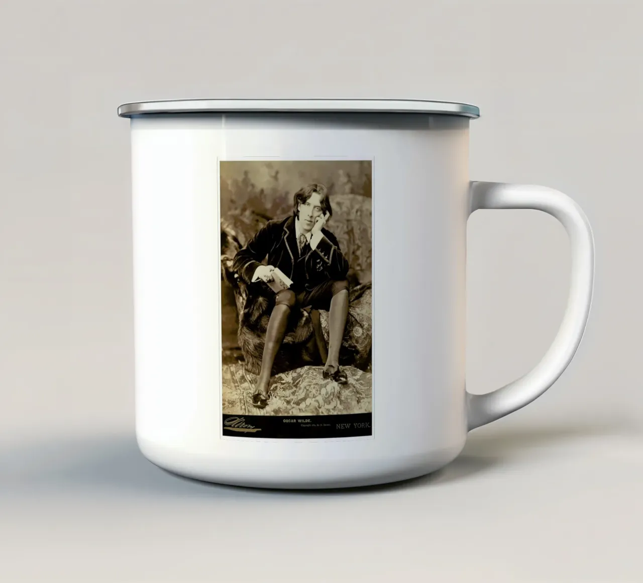 Napoleon Sarony - Oscar Wilde. 1882. tazza in smalto da ARTOTHEK
