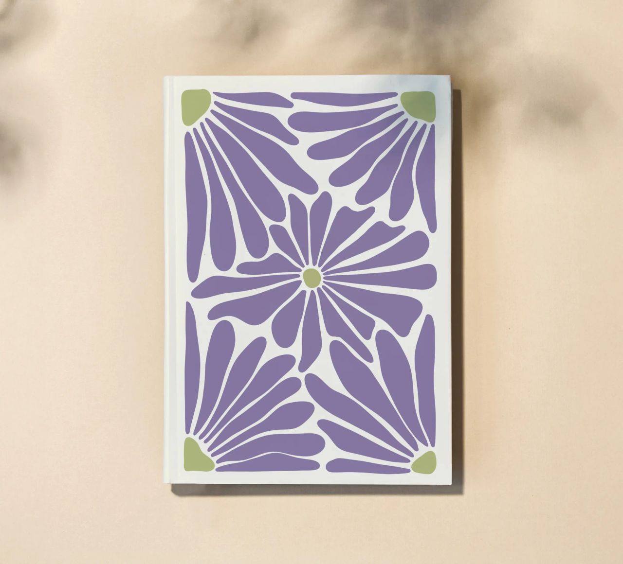 Abstrakte violette Blumen. Notizbuch von Sixmai