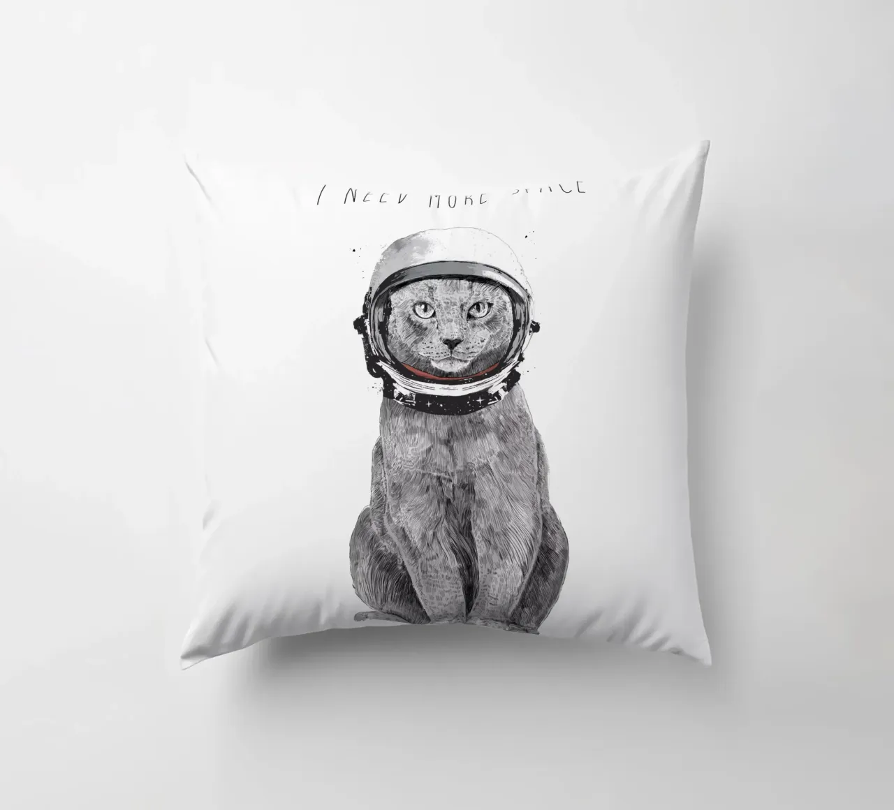 I Need More Space cuscino da Balazs Solti