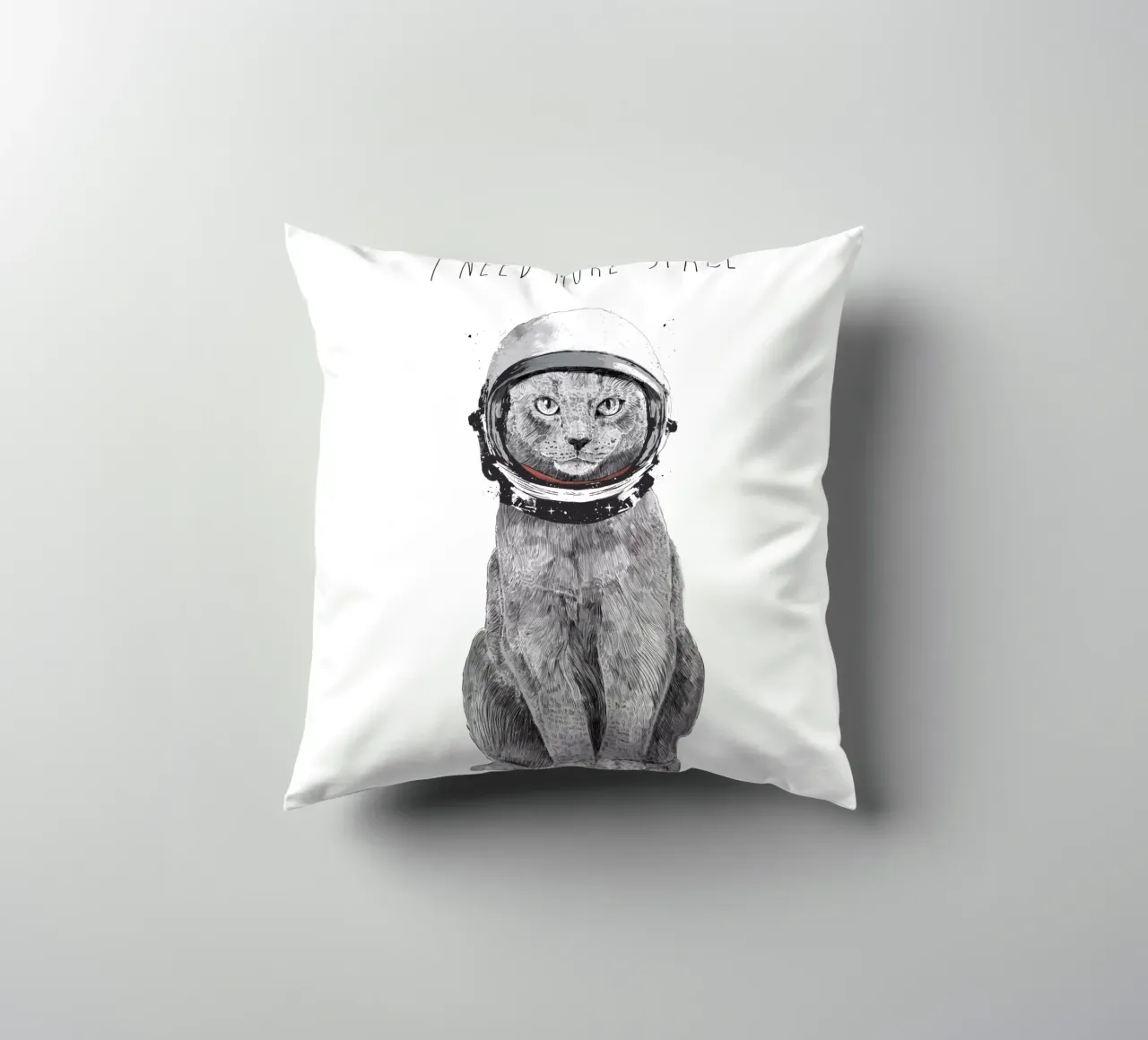 I Need More Space cuscino da Balazs Solti