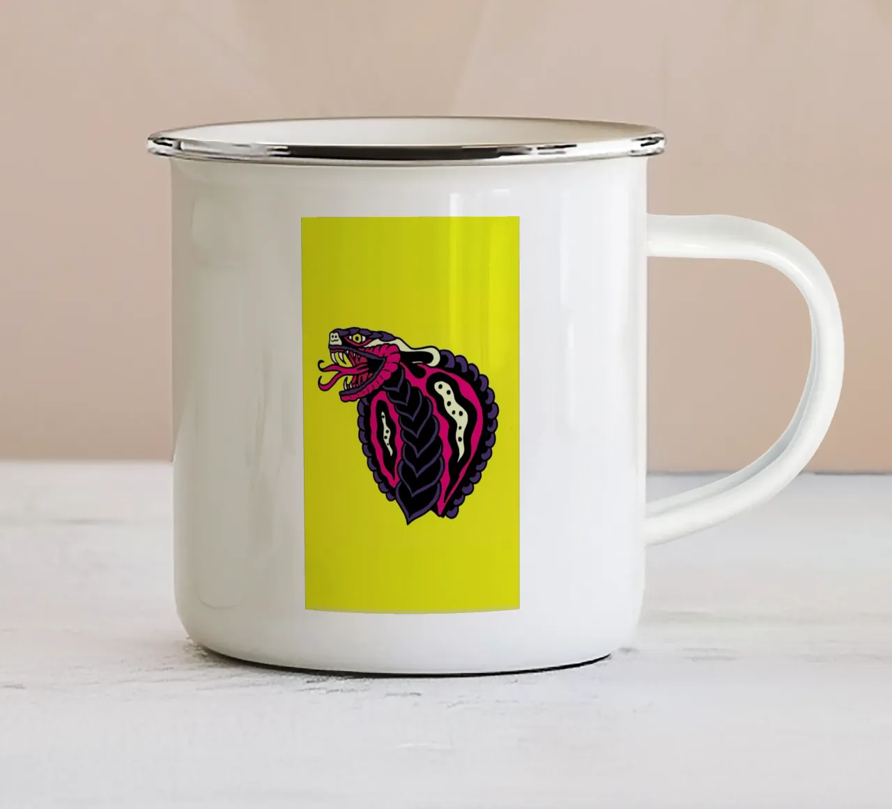 Cobra tazza in smalto da Nick Cocozza