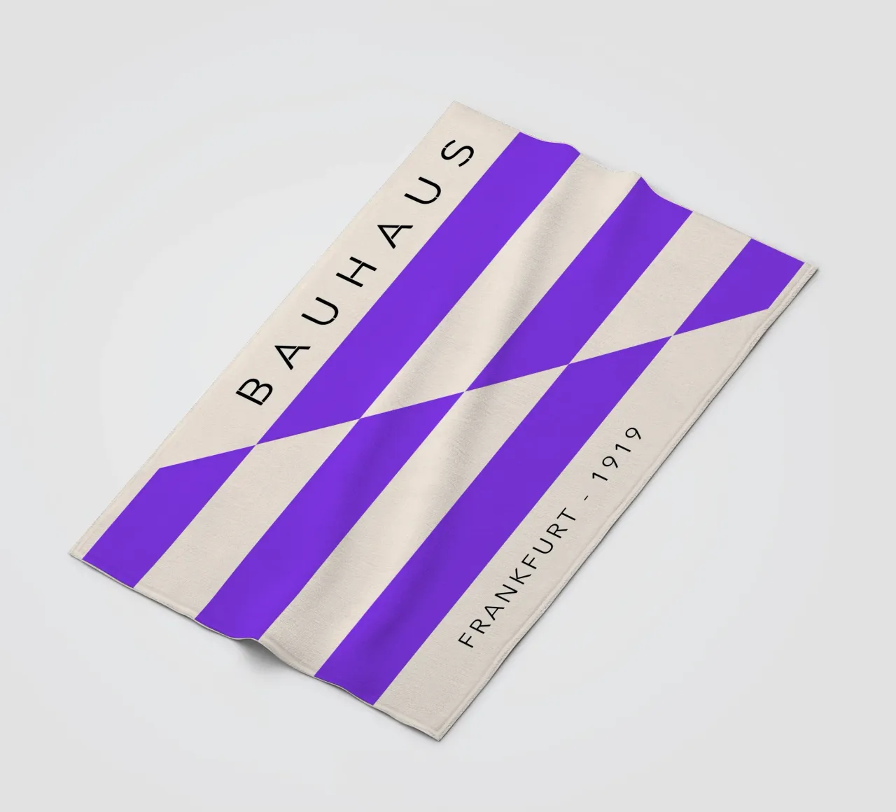 Violet Grid – Bauhaus Edition coperta in pile da SMPLE