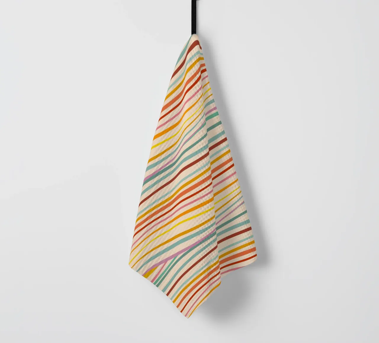 Motif rétro de vagues abstraites - Design multicolore pour la fierté torchon de Dominique Vari Abstract