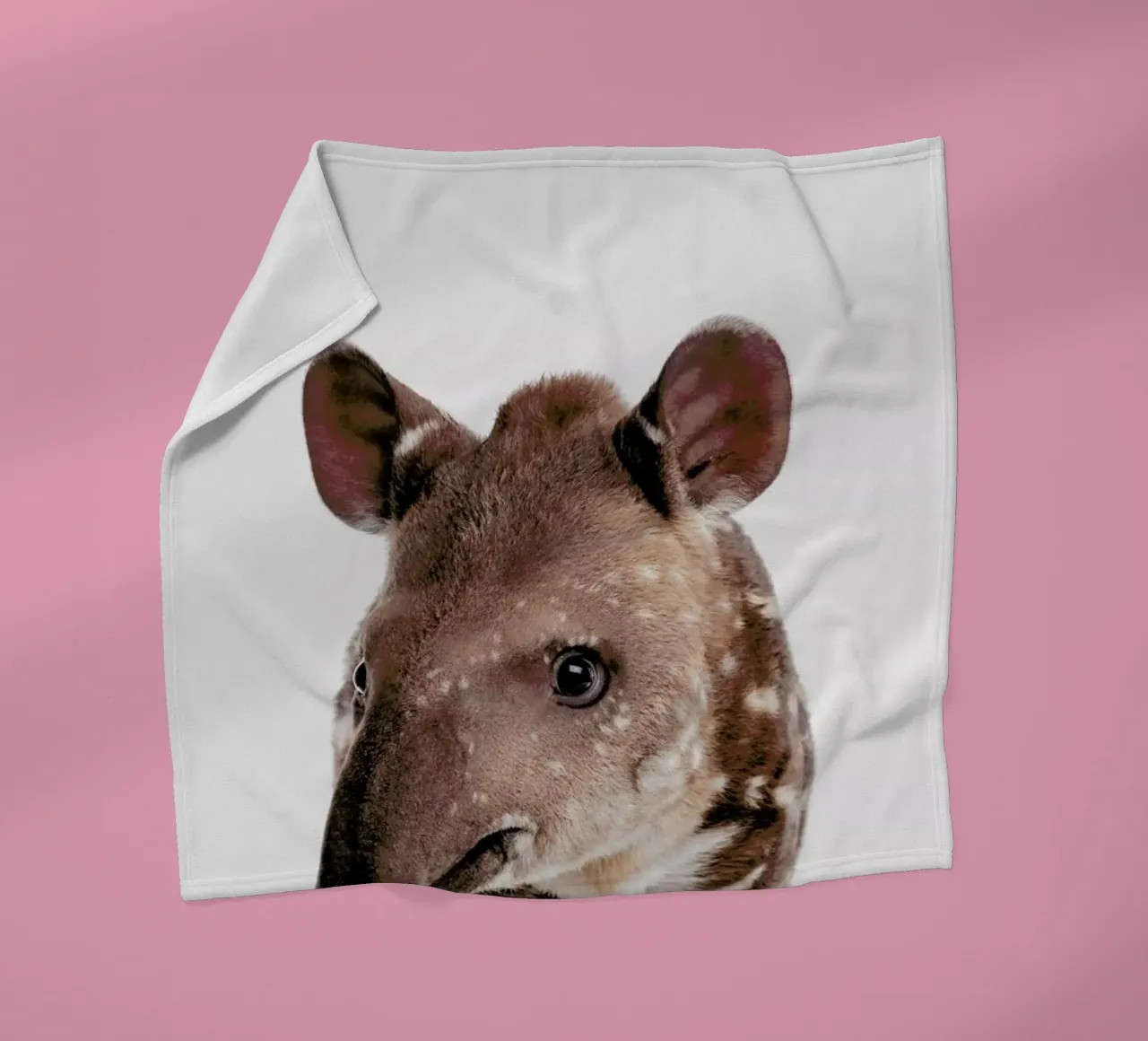 Tapir product.type.blanket-fleece common.byCreator Paws & Claws
