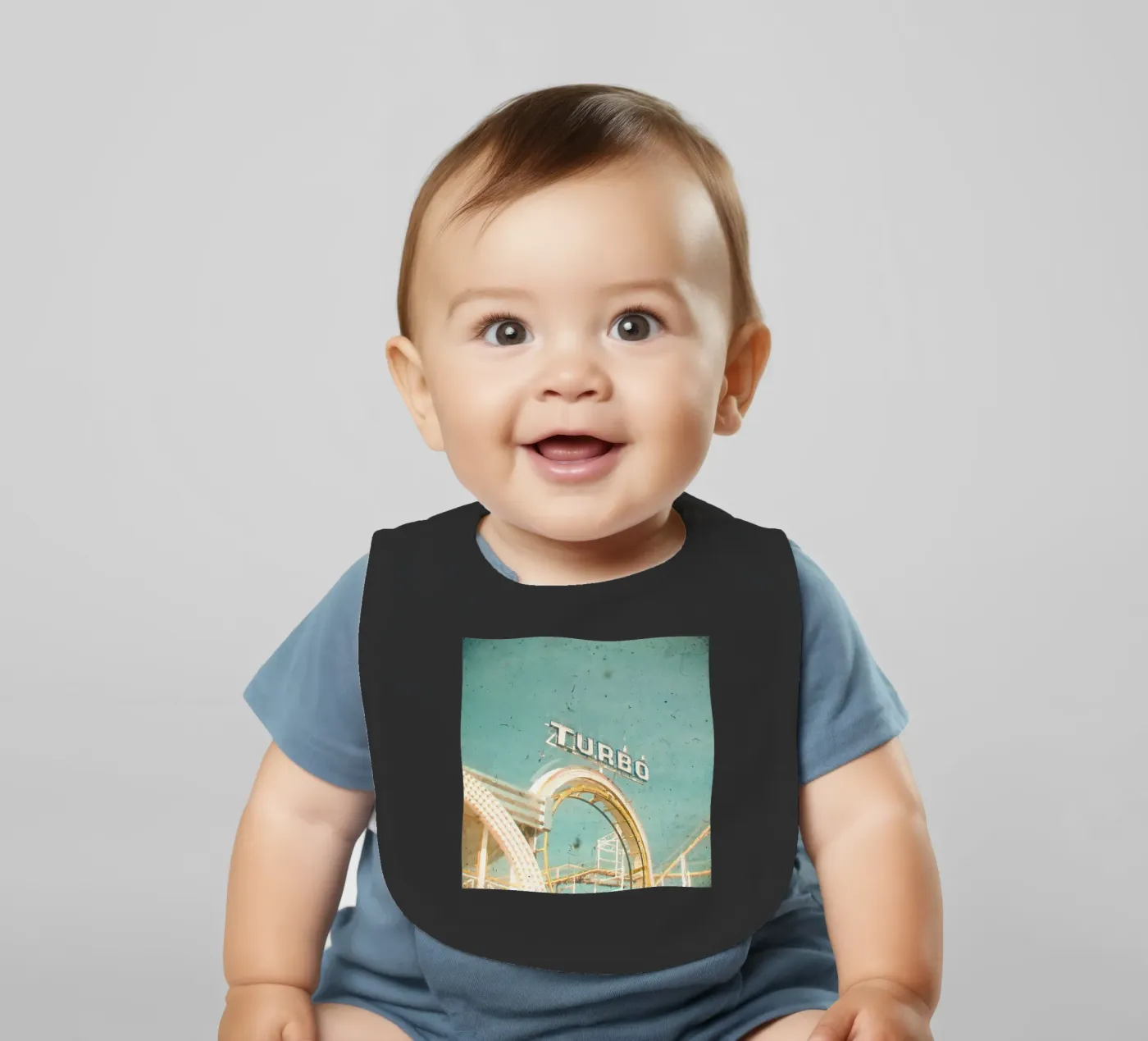 Roller Coaster Babylätzchen von Cassia Beck Photography