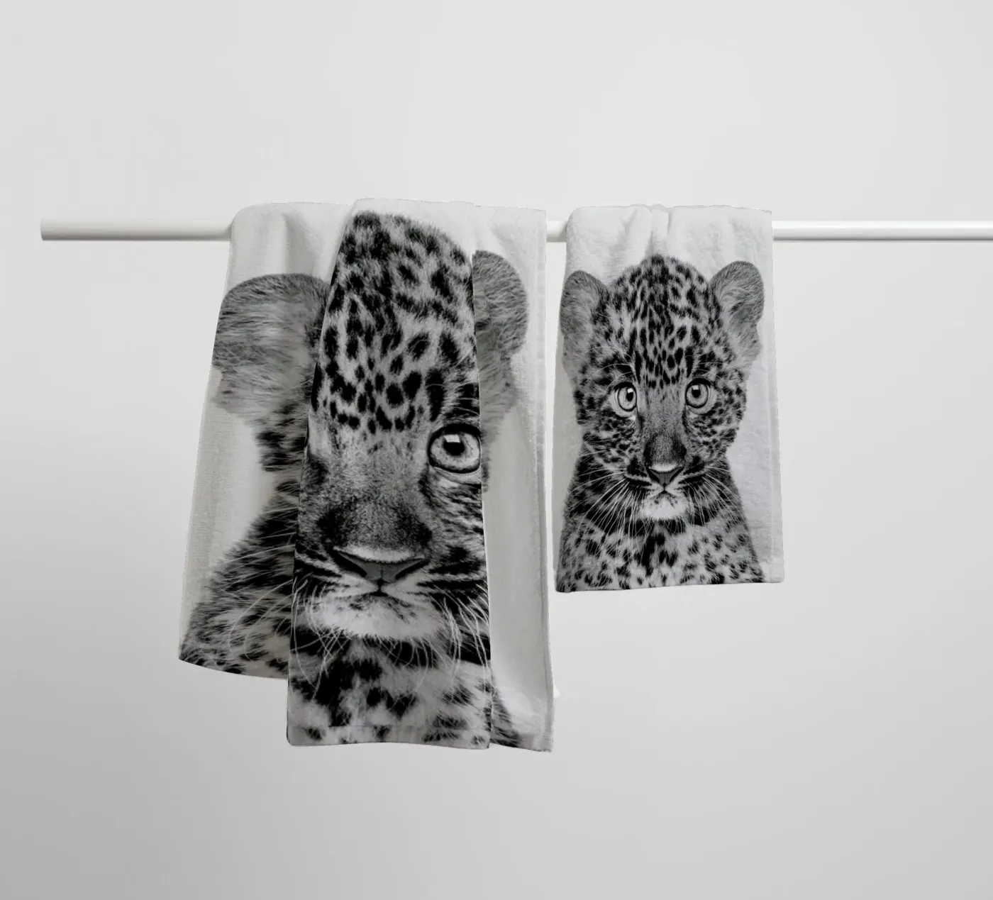 Leopard Classic Handtuch von Paws & Claws