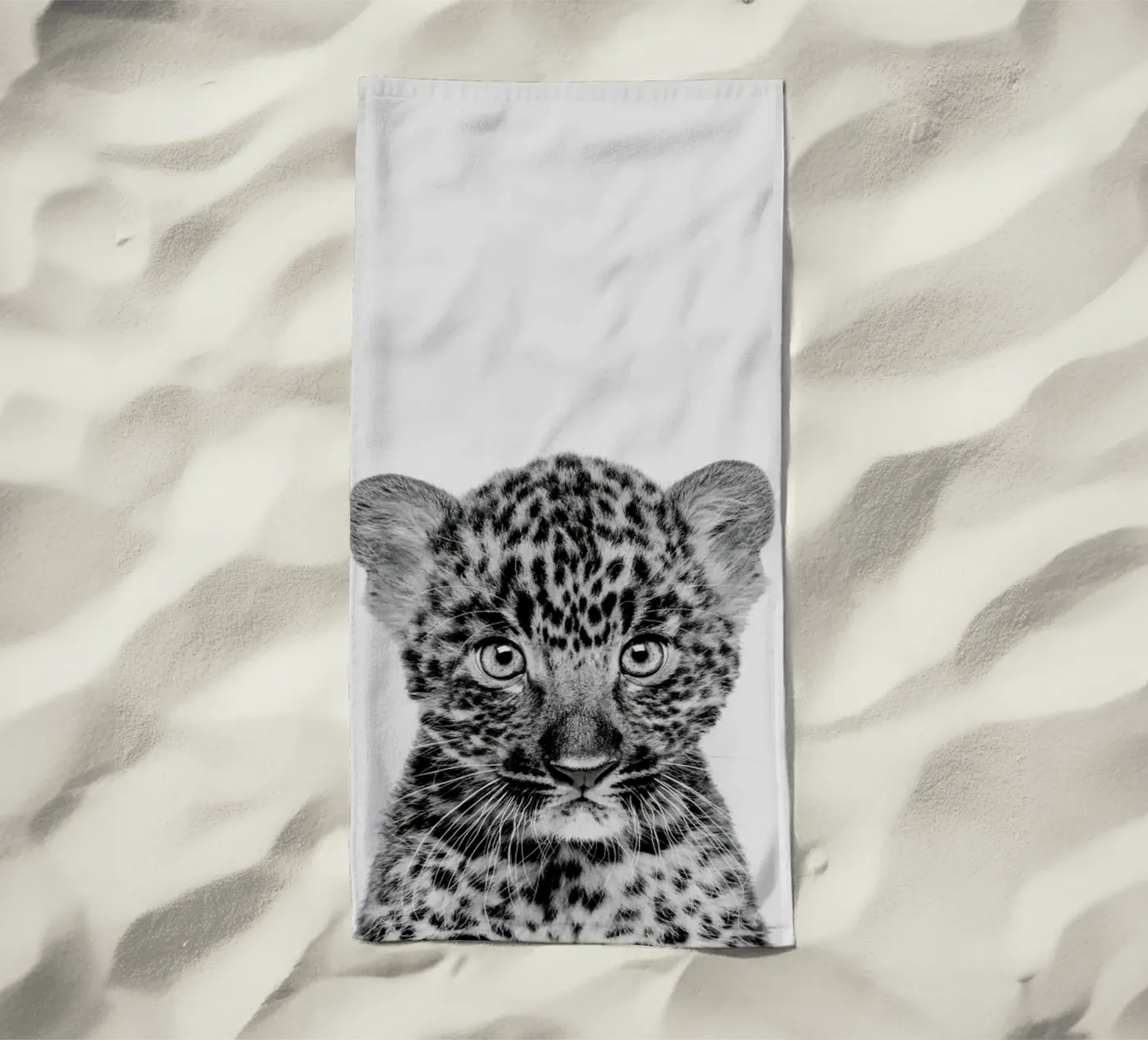 Leopard Classic Strandtuch von Paws & Claws