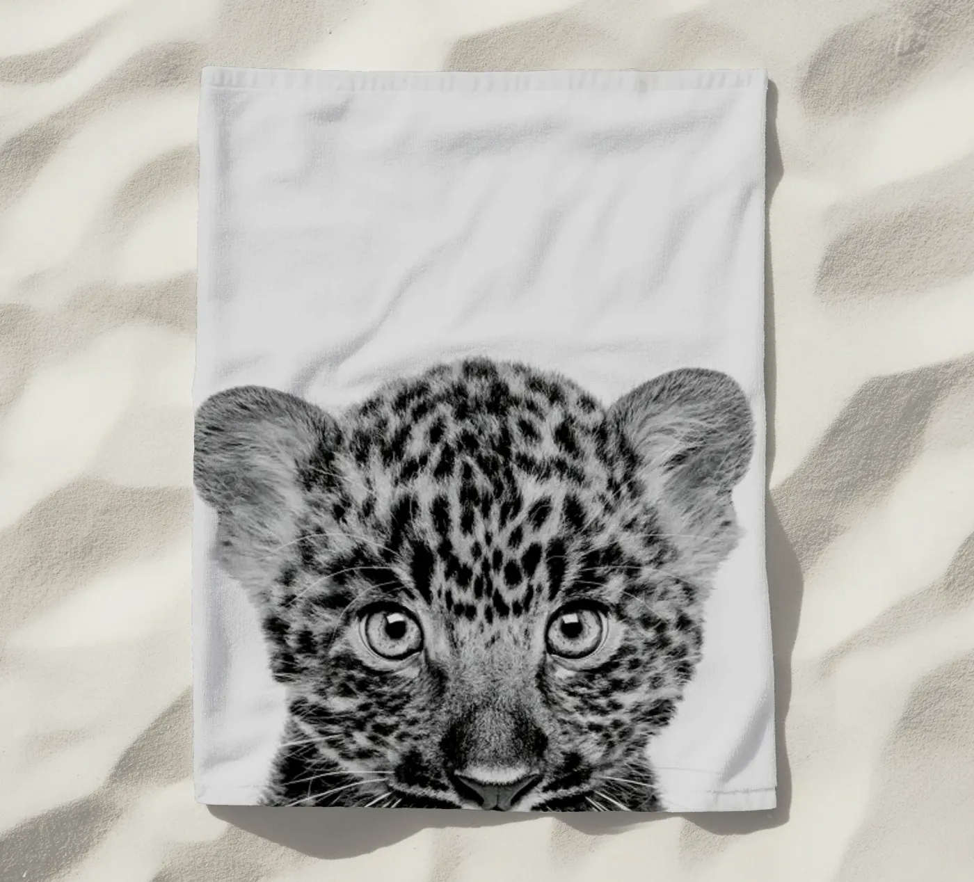 Leopard Classic Strandtuch von Paws & Claws
