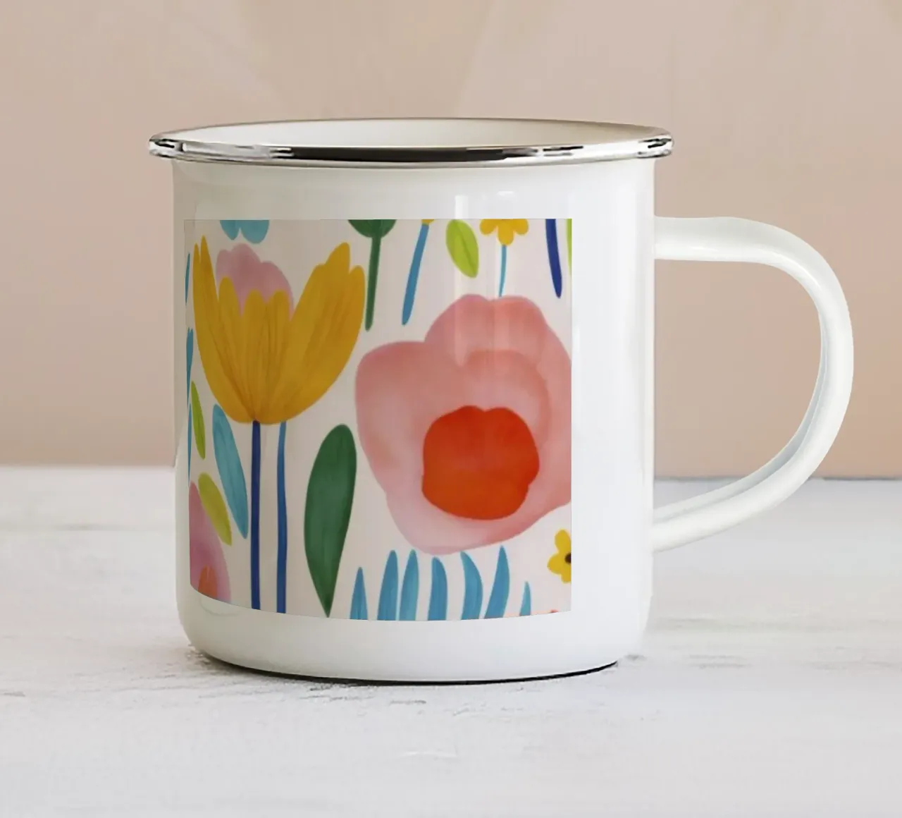 Un estroso prato di fiori selvatici tazza in smalto da Andrea Haase Modern Home