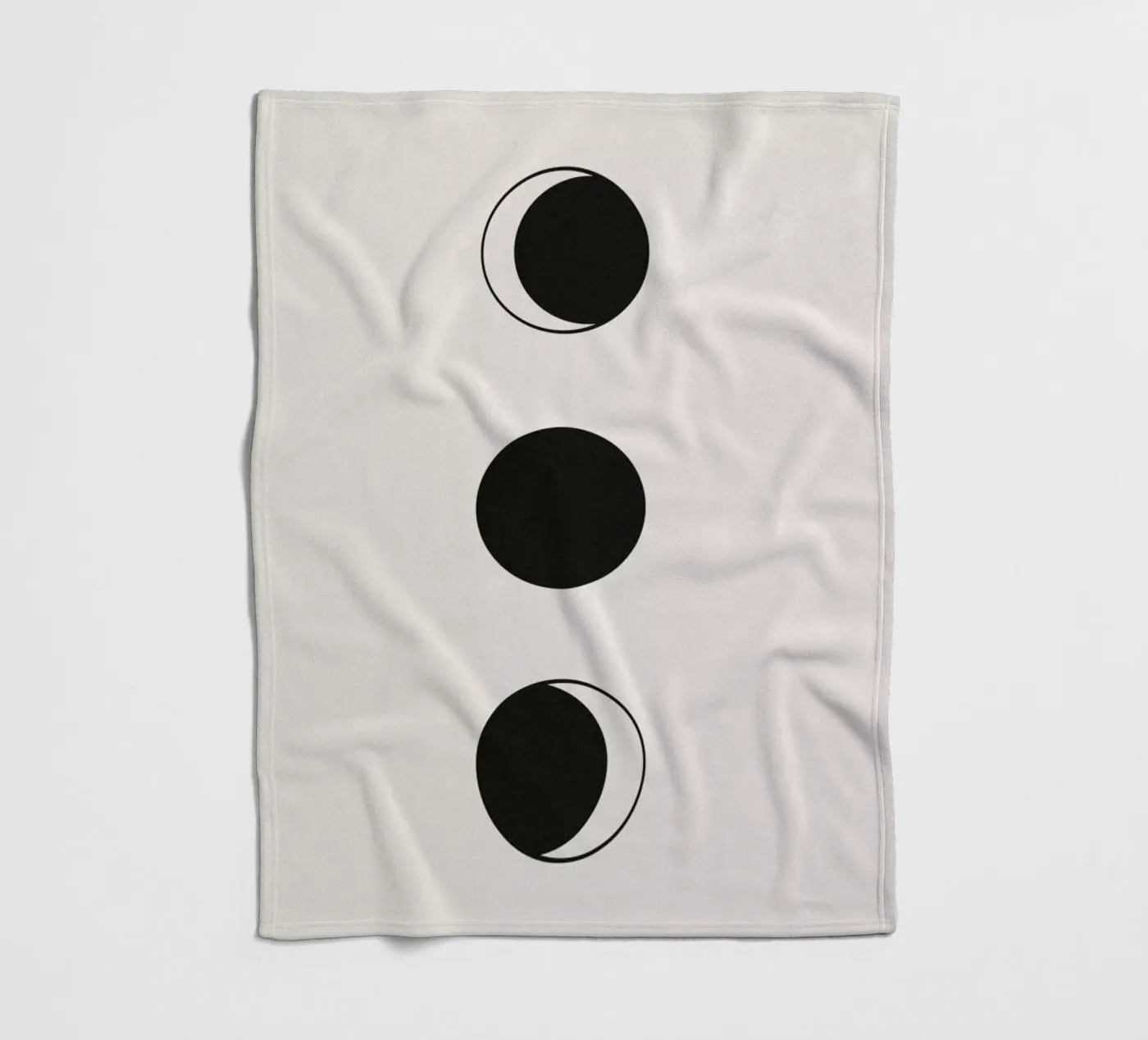 Vertical Moons Fleecedecke von daylight design studio