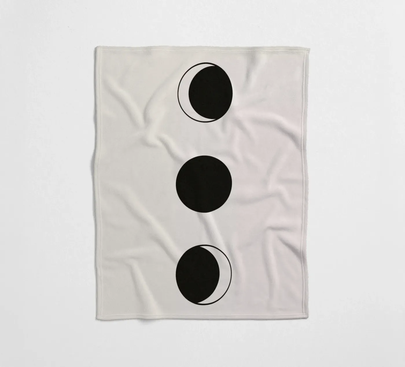 Vertical Moons Fleecedecke von daylight design studio