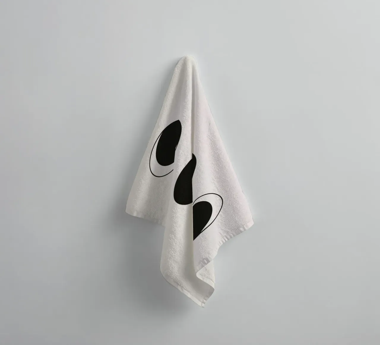 Vertical Moons asciugamano da bagno da daylight design studio