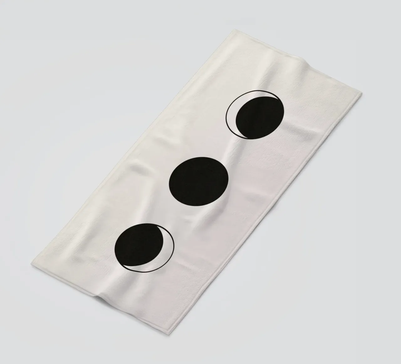 Vertical Moons telo mare da daylight design studio