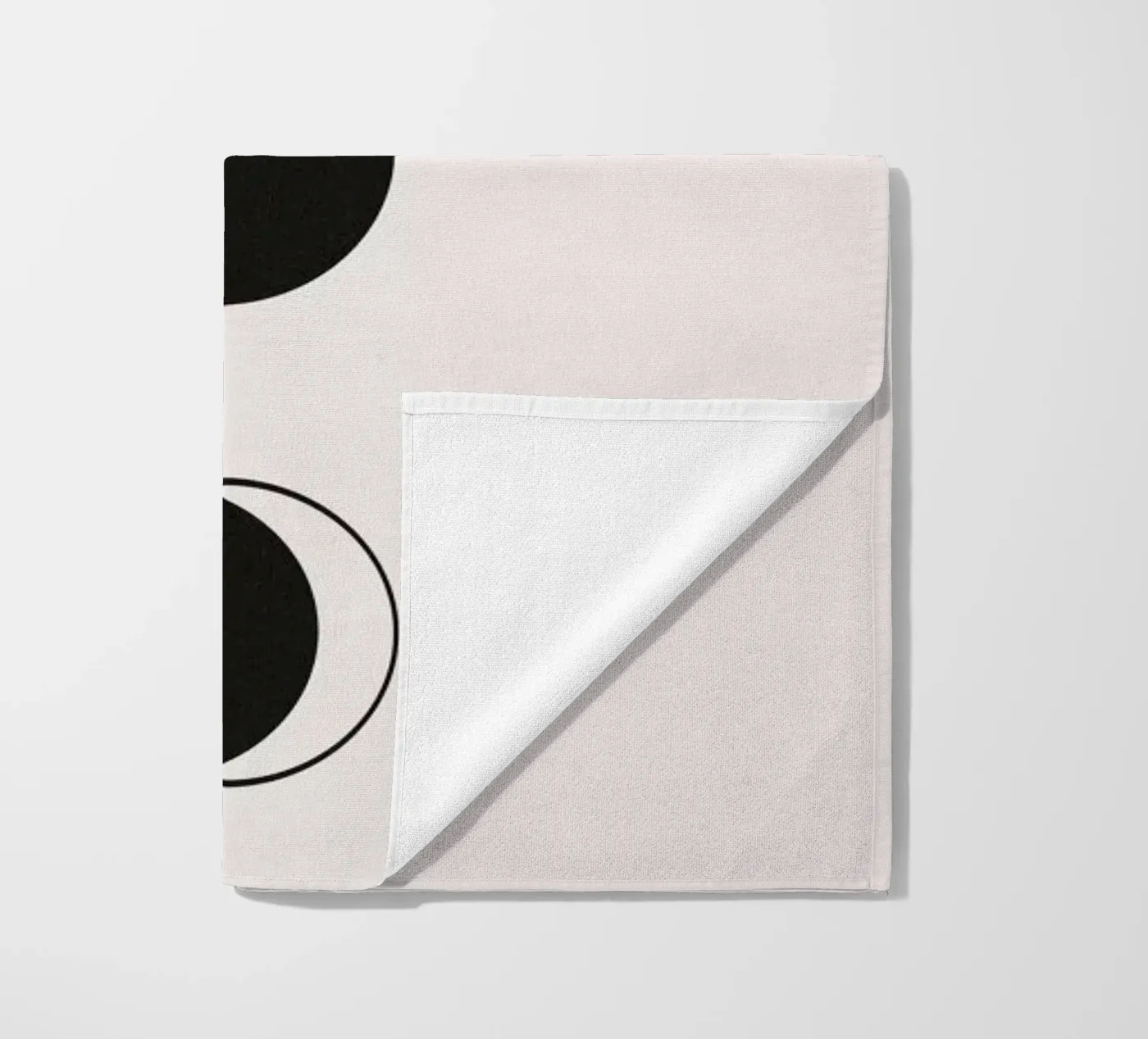 Vertical Moons telo mare da daylight design studio