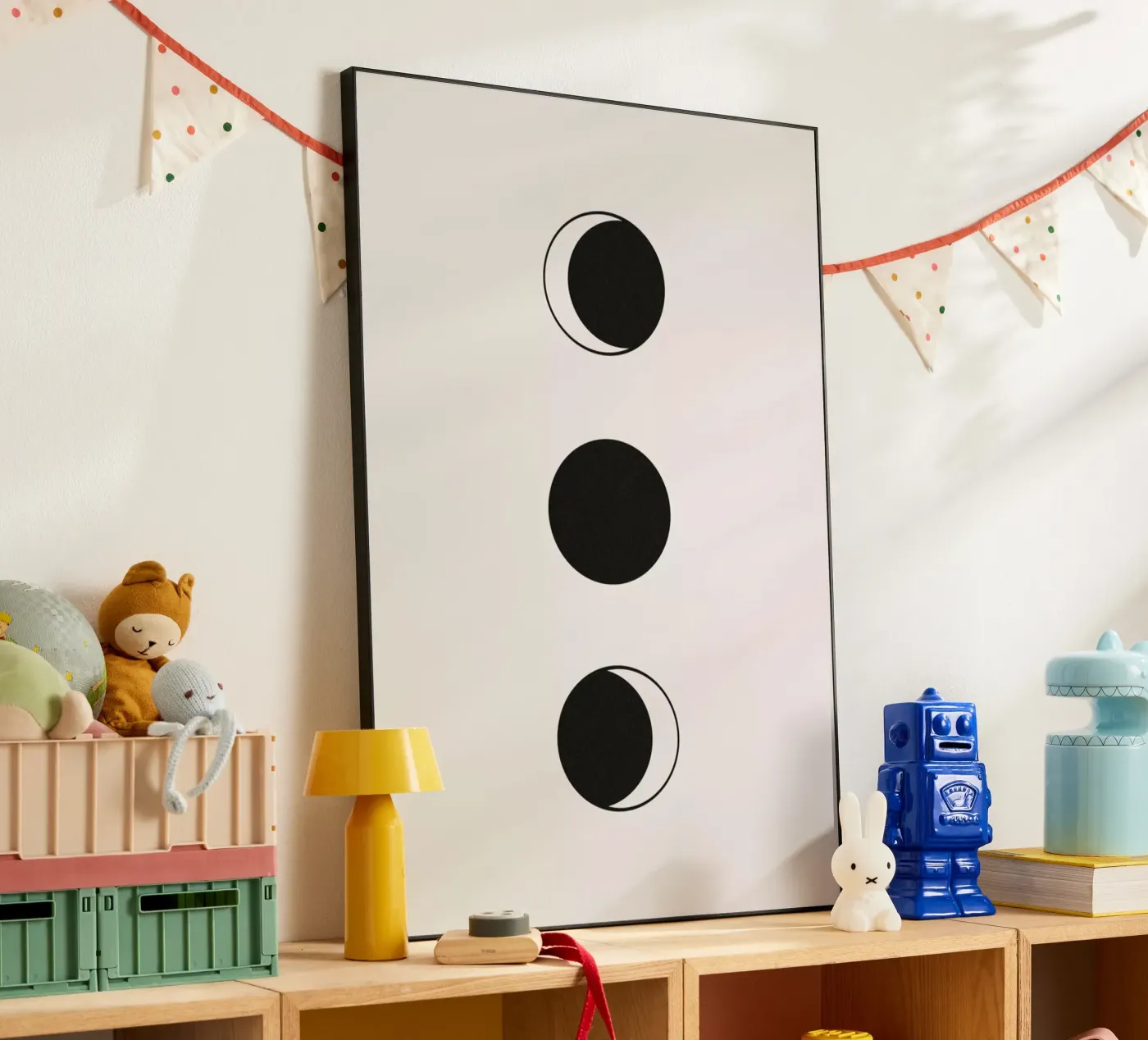 Vertical Moons forex plate by daylight design studio