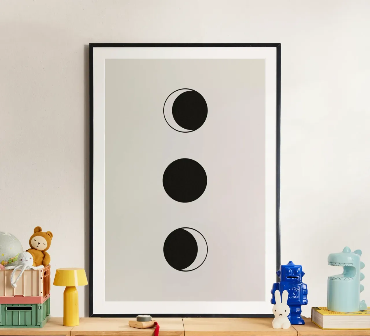 Vertical Moons poster da daylight design studio