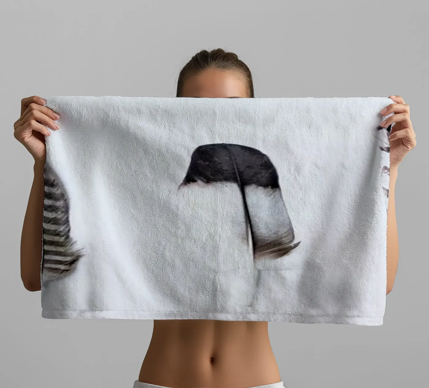 Feathers towel by Victoria Frost