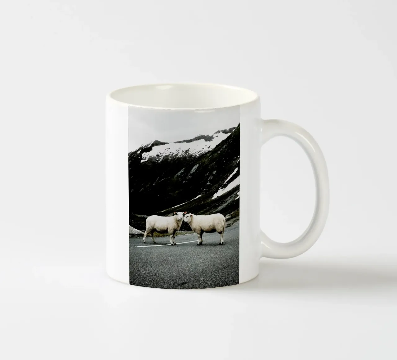Sheepish @jochenwild tazza in ceramica da EyeEm Mobile GmbH