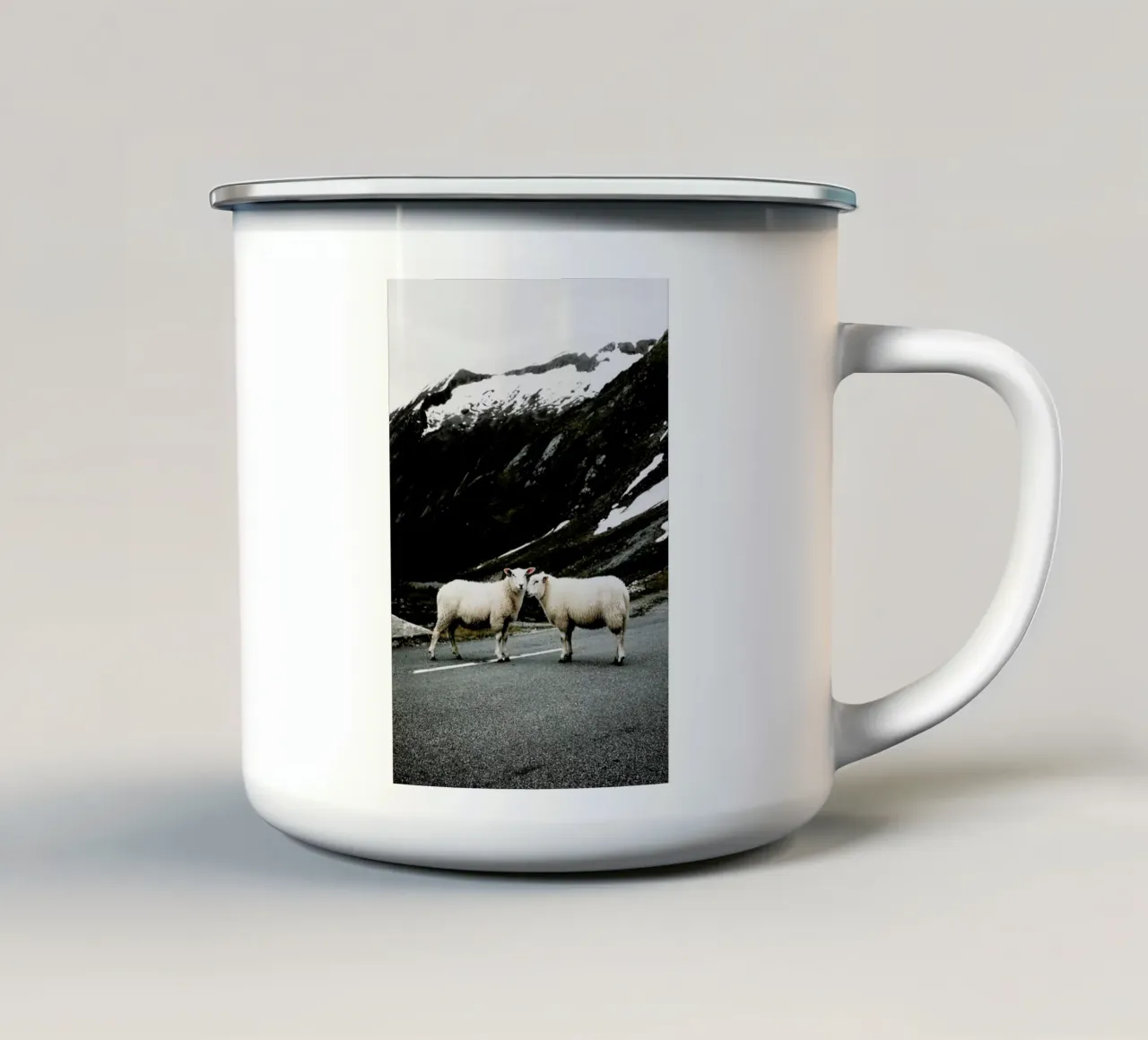 Sheepish @jochenwild tazza in smalto da EyeEm Mobile GmbH